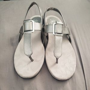 Grey leather thong dress sandals (wide width)